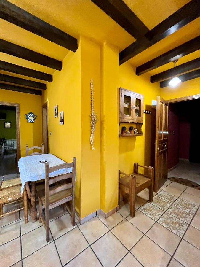 Apartamentos Turisticos Paseo De La Alameda Villaviciosa  Bagian luar foto