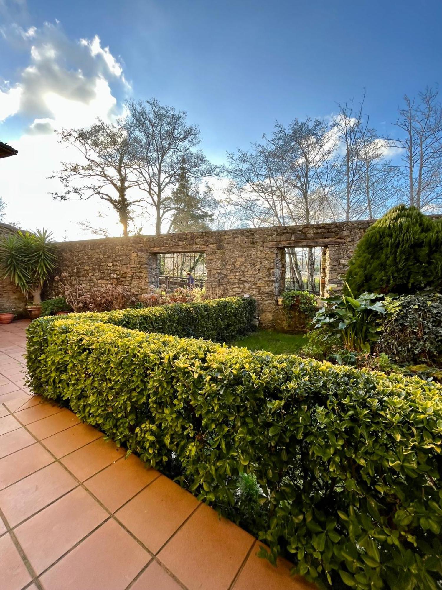 Apartamentos Turisticos Paseo De La Alameda Villaviciosa  Bagian luar foto
